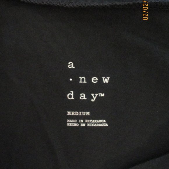 🙈2pc Jeans and NWT boatneck top - Picture 6 of 11